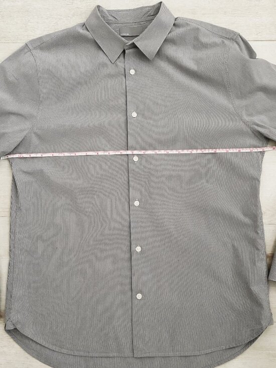 Vince Classic Fit Striped Button-Down Shirt (M5394-1387) Size Large - Picture 3 of 6